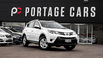174,900 Km, Station Wagon, 2494 cc, Petrol engine, Automatic