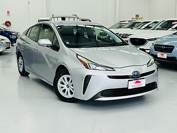 79,451 Km, Sedan, 1797 cc, Hybrid engine, Automatic