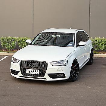 121,000 Km, Station Wagon, 1984 cc, Petrol engine, Automatic