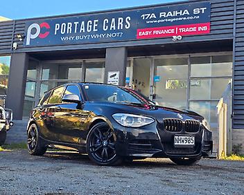 98,823 Km, Hatchback, 2970 cc, Petrol engine, Automatic