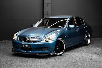 134,000 Km, Sedan, 3490 cc, Petrol engine, Tiptronic