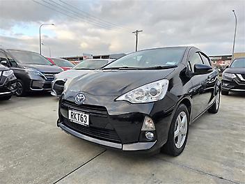 113,408 Km, Hatchback, 1500 cc, Hybrid engine, Automatic