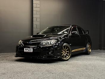 112,000 Km, Sedan, 2457 cc, Petrol engine, Automatic