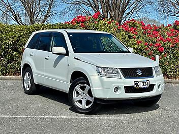 121,555 Km, RV-SUV, 2700 cc,  engine, Automatic