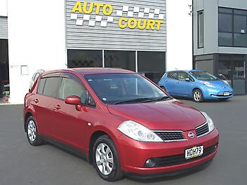98,928 Km, Hatchback, 1797 cc, Petrol engine, CVT