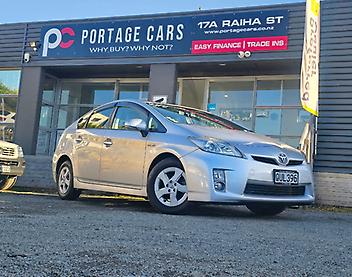 111,597 Km, Hatchback, 1797 cc, Hybrid engine, Automatic