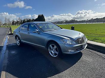 148,417 Km, Sedan, 5461 cc, Petrol engine, Automatic