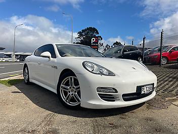 86,500 Km, Hatchback, 2967 cc, Diesel engine, Automatic