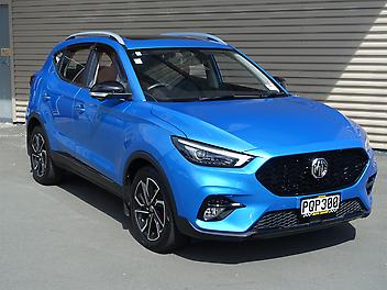 90,239 Km, Station Wagon, 1349 cc, Petrol engine, 6-Speed Auto