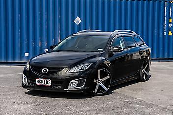 159,000 Km, Station Wagon, 2488 cc, Petrol engine, Automatic
