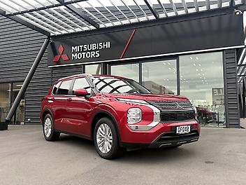 93,400 Km, RV/SUV, 2488135 cc, Petrol engine, CVT