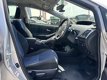 42,779 Km, Sedan, 1797 cc, Plug-in hybrid engine, Automatic