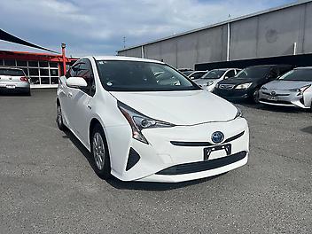 112,655 Km, Hatchback, 1797 cc, Hybrid engine, Automatic