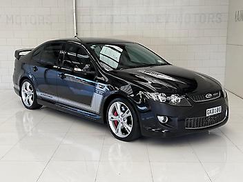 43,100 Km, Sedan, 4951 cc, Petrol engine, 6 Speed Automatic (TipTronic)