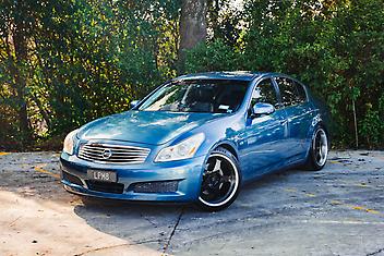 134,000 Km, Sedan, 3490 cc, Petrol engine, Tiptronic