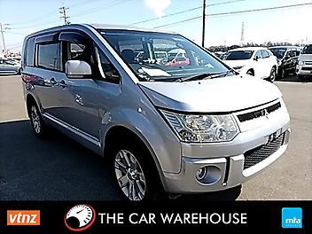185,983 Km, Van, 2350 cc,  engine, Automatic