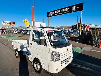 61,892 Km, Utility, 658 cc, Petrol engine, Automatic