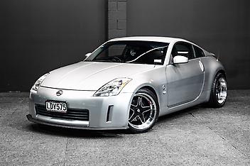 126,000 Km, Coupe, 3490 cc, Petrol engine, Automatic