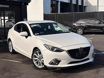 117,461 Km, Sedan, 1496 cc, Petrol engine, Automatic