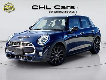 89,847 Km, Hatchback, 2000 cc, Petrol engine, Automatic