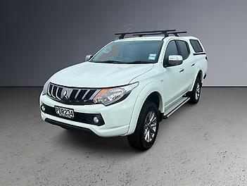 126,000 Km, Ute, 2442 cc, Diesel engine, 6 Speed Auto