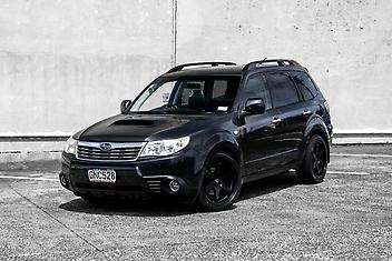 185,000 Km, RV-SUV, 2457 cc, Petrol engine, Manual