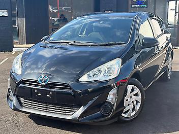 121,000 Km, Hatchback, 1500 cc, Petrol - Hybrid engine, Automatic