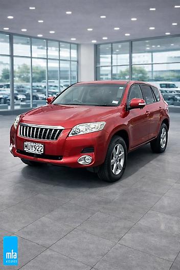 136,208 Km, SUV / 4x4, 2360 cc, Petrol engine, Auto