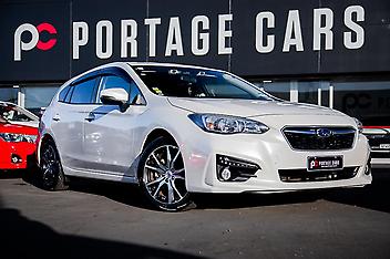 77,965 Km, Hatchback, 1995 cc, Petrol engine, Automatic