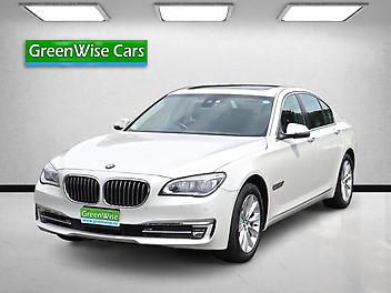 45,250 Km, Sedan, 3000 cc, Petrol engine, Automatic