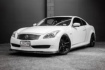 140,000 Km, Sedan, 3690 cc, Petrol engine, Automatic