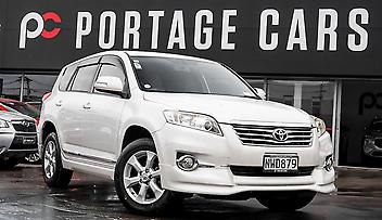 116,895 Km, Station Wagon, 2362 cc, Petrol engine, Automatic