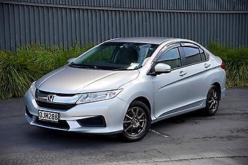 57,413 Km, Sedan, 1500 cc, Petrol engine, Automatic