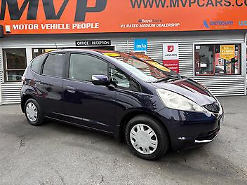 140,937 Km, Hatchback, 1330 cc, Petrol engine, CVT