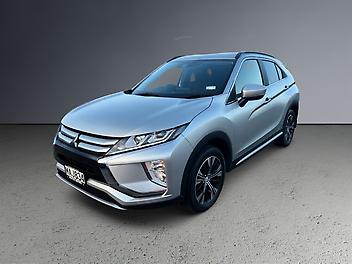 18,000 Km, RV-SUV, 1499 cc, Petrol engine, CVT