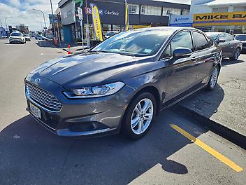 87,887 Km, Hatchback, 1999 cc, Petrol engine, Automatic