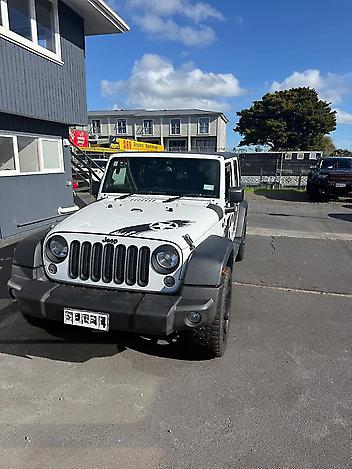 122,971 Km, Ute, 3600 cc, Petrol engine, Automatic