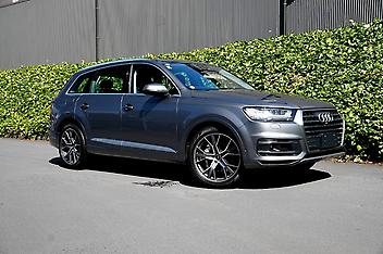 76,561 Km, 4WD, 3000 cc, Petrol engine, Automatic