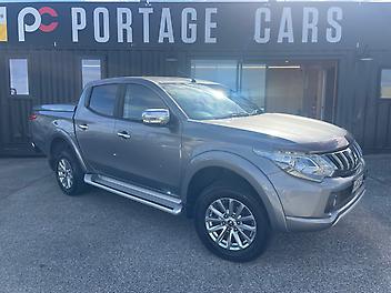 181,500 Km, Ute, 2442 cc, Diesel engine, Automatic