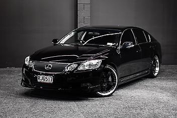 87,000 Km, Sedan, 3450 cc, Petrol engine, Tiptronic