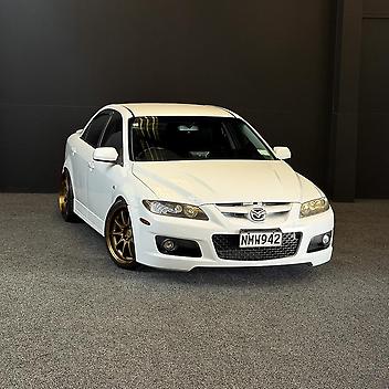 159,000 Km, Sedan, 2260 cc, Petrol engine, Automatic