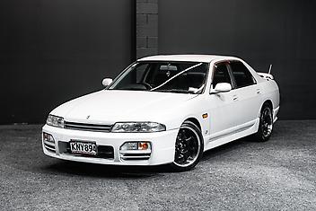 141,000 Km, Sedan, 2490 cc, Petrol engine, Automatic