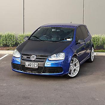 139,000 Km, Hatchback, 3180 cc, Petrol engine, Automatic