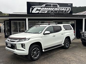 243,333 Km, Ute, 2442 cc, Diesel engine, Auto