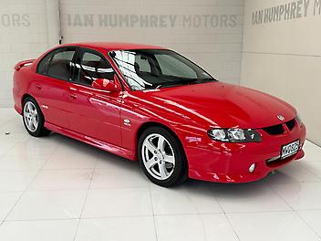 54,600 Km, Sedan, 5737 cc, Petrol engine, 4-Speed Auto