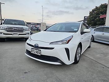 131,155 Km, Hatchback, 1800 cc, Hybrid engine, Automatic