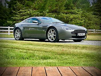 8,050 Km, Coupe, 4300 cc, Petrol engine, Manual