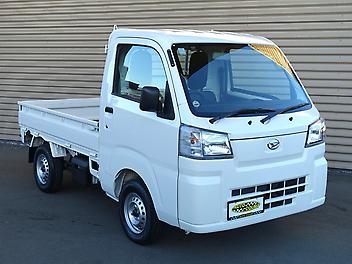 24,846 Km, Ute, 658 cc, Petrol engine, Manual
