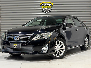 104,223 Km, Sedan, 2500 cc, Hybrid engine, Automatic