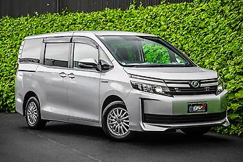 160,319 Km, People Mover, 1800 cc, Petrol engine, Automatic